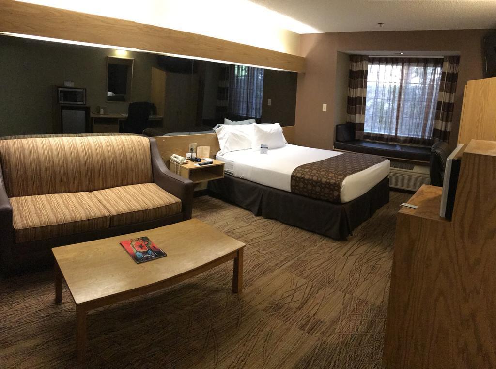 Hotel Western Airport Entrada 2*